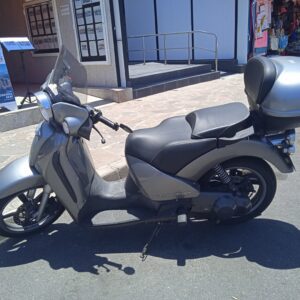 Scooter Aprilia Scarabeo 125 cc